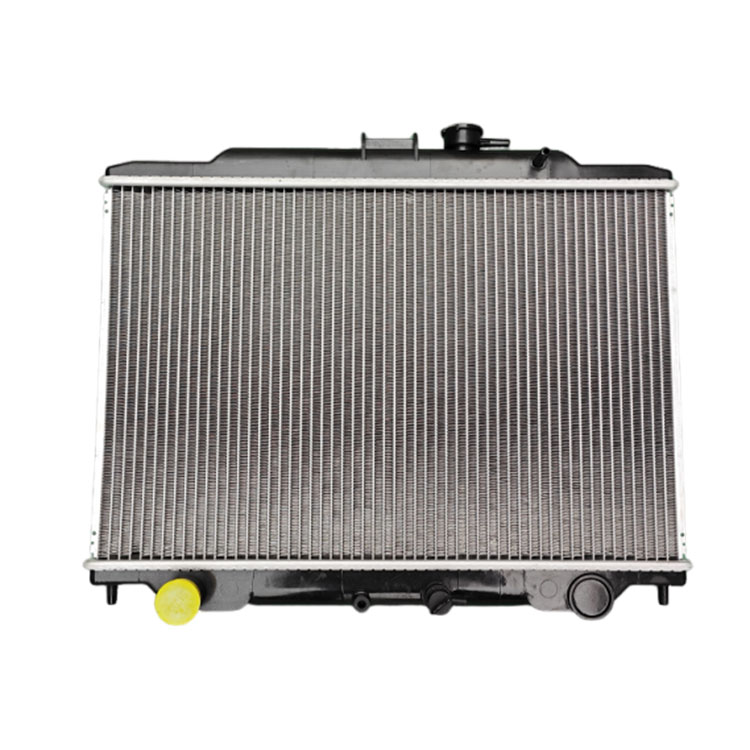 Radiateur Nissan E25 ZD30